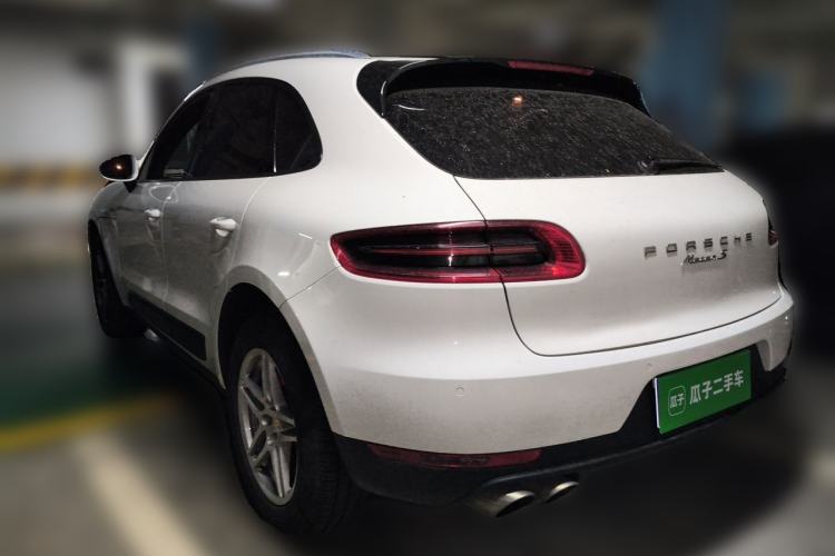 Used Porsche Macan 2017 Macan 2.0T Rear Left 45 Deg