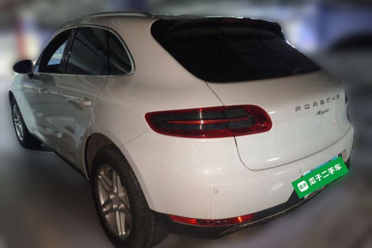 Used Porsche Macan 2017 Macan 2.0T Rear Left 45 Deg