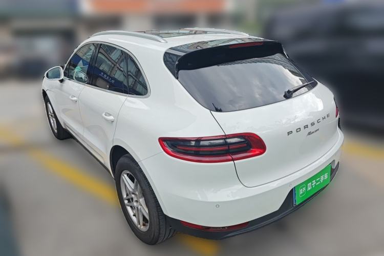 Used Porsche Macan 2017 Macan 2.0T Rear Left 45 Deg