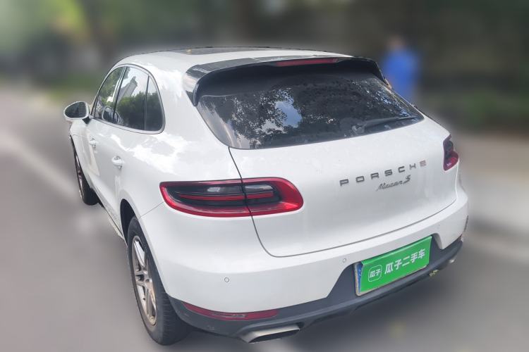 Used Porsche Macan 2017 Macan 2.0T Rear Left 45 Deg