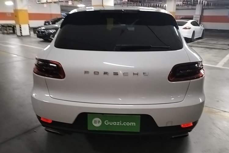 Used Porsche Macan 2017 Macan 2.0T Rear