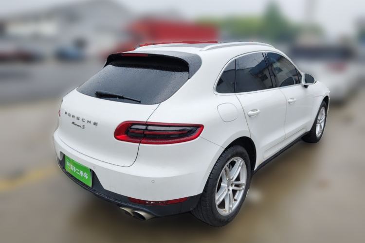 Used Porsche Macan 2017 Macan S 3.0T Rear Right 45 Deg