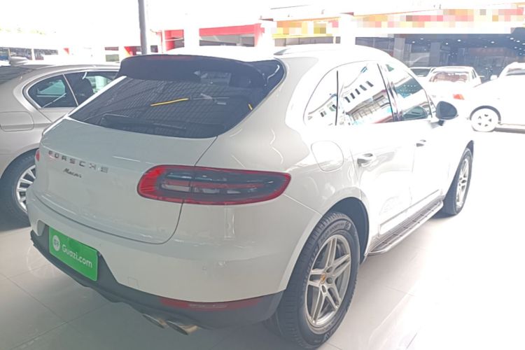 Used Porsche Macan 2017 Macan 2.0T Rear Right 45 Deg