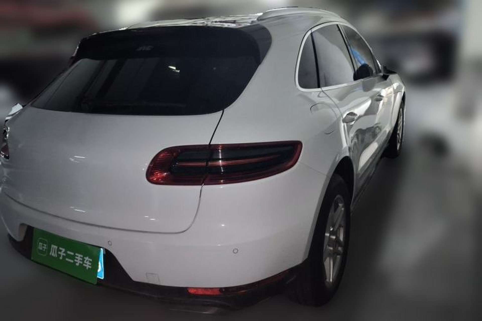 Used Porsche Macan 2017 Macan 2.0T Rear Right 45 Deg