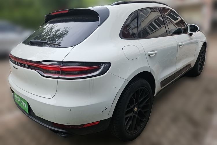 Used Porsche Macan 2017 Macan 2.0T Rear Right 45 Deg