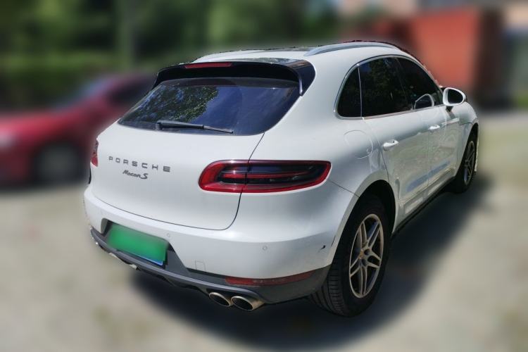 Used Porsche Macan 2017 Macan S 3.0T Rear Right 45 Deg