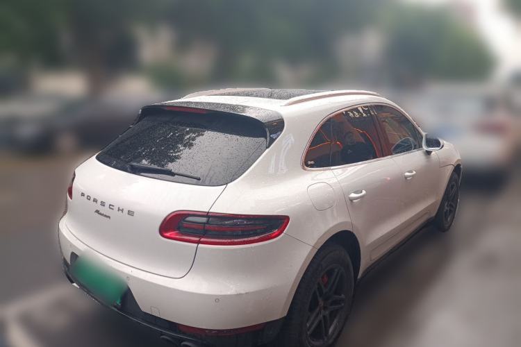 Used Porsche Macan 2017 Macan 2.0T Rear Right 45 Deg