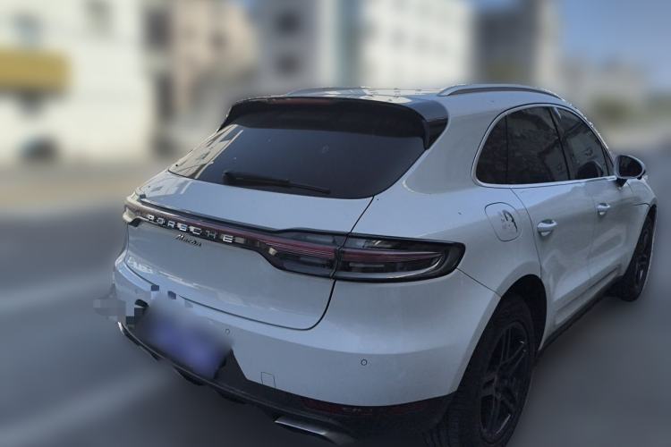 Used Porsche Macan 2017 Macan 2.0T Rear Right 45 Deg