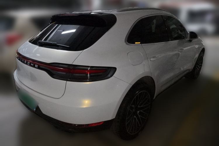 Used Porsche Macan 2017 Macan 2.0T Rear Right 45 Deg
