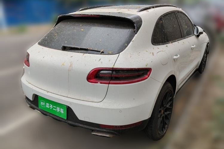 Used Porsche Macan 2017 Macan 2.0T Rear Right 45 Deg