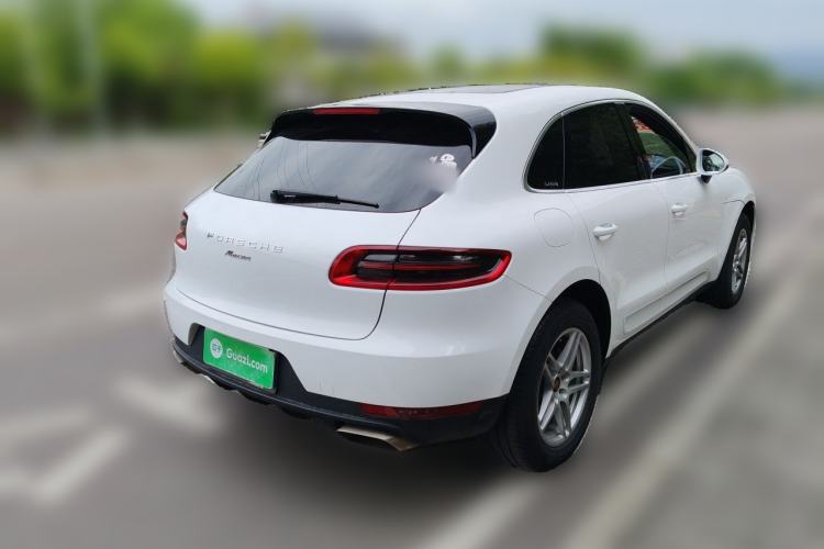 Used Porsche Macan 2017 Macan 2.0T Rear Right 45 Deg