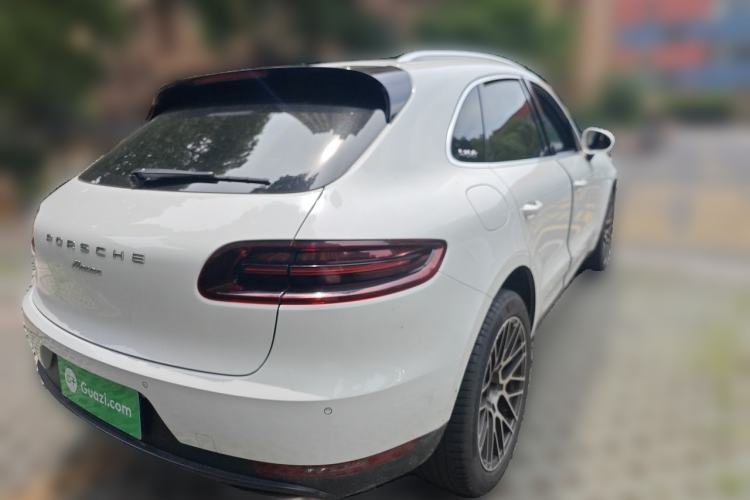 Used Porsche Macan 2017 Macan 2.0T Rear Right 45 Deg
