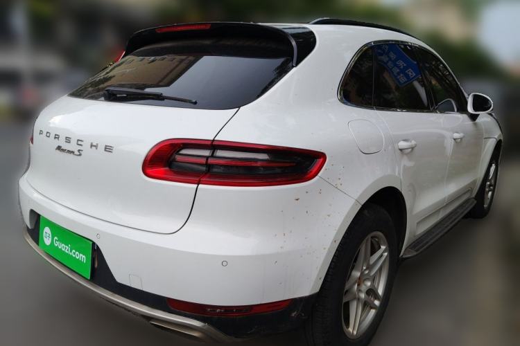Used Porsche Macan 2017 Macan 2.0T Rear Right 45 Deg