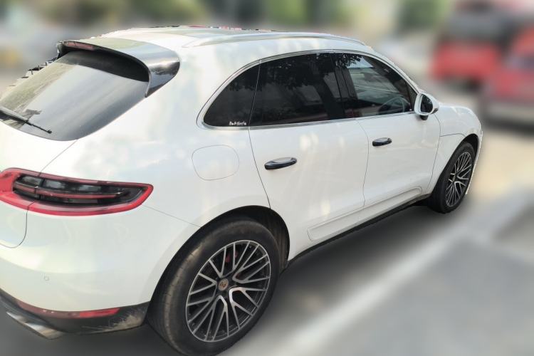 Used Porsche Macan 2017 Macan S 3.0T Rear Right 45 Deg