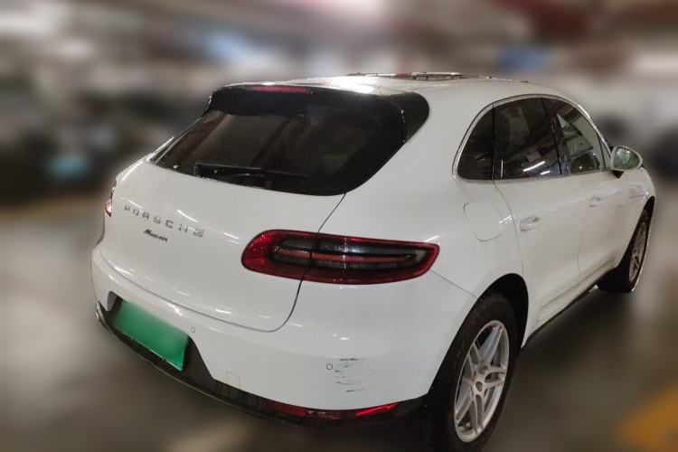 Used Porsche Macan 2017 Macan 2.0T Rear Right 45 Deg