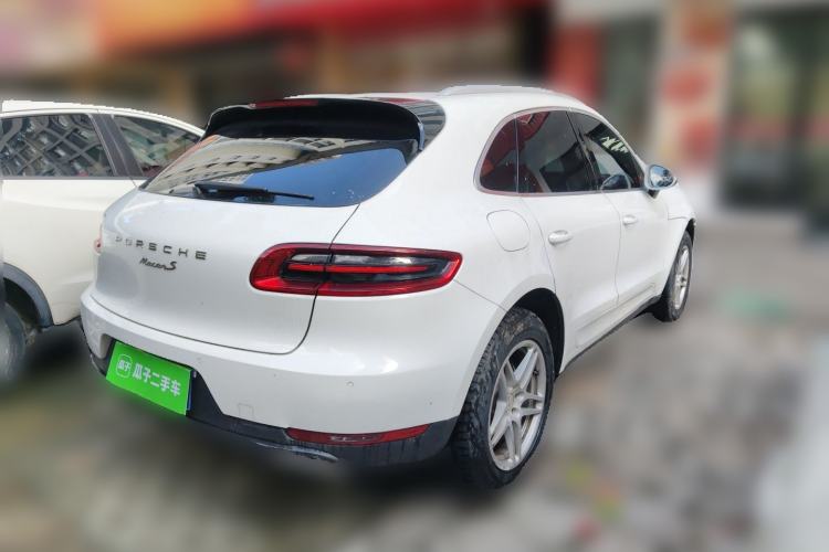 Used Porsche Macan 2017 Macan 2.0T Rear Right 45 Deg