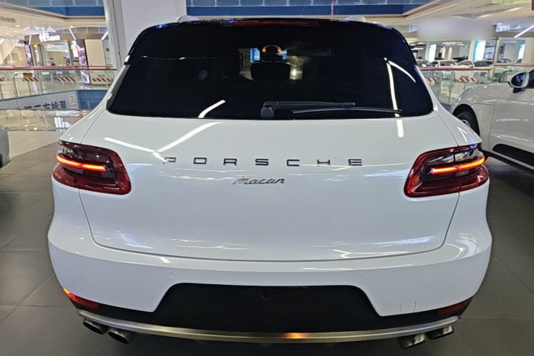 Used Porsche Macan 2017 Macan 2.0T Rear