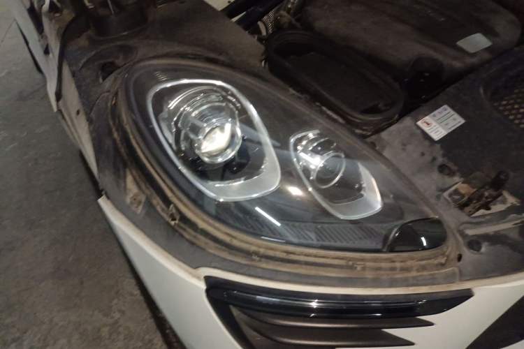Used Porsche Macan 2017 Macan 2.0T Right Front Headlight