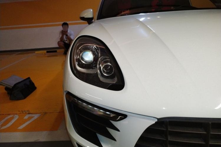 Used Porsche Macan 2017 Macan 2.0T Right Front Headlight