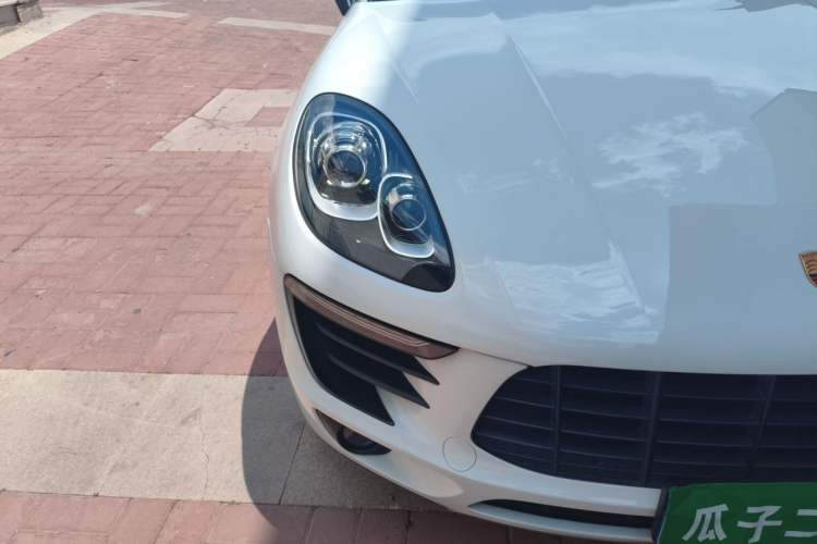Used Porsche Macan 2017 Macan 2.0T Right Front Headlight