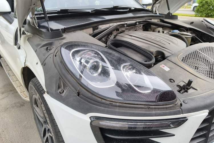 Used Porsche Macan 2017 Macan 2.0T Right Front Headlight