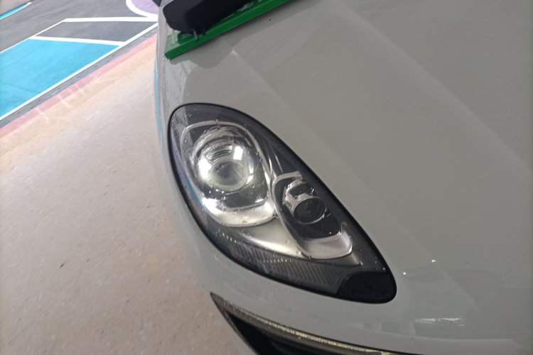 Used Porsche Macan 2017 Macan 2.0T Right Front Headlight