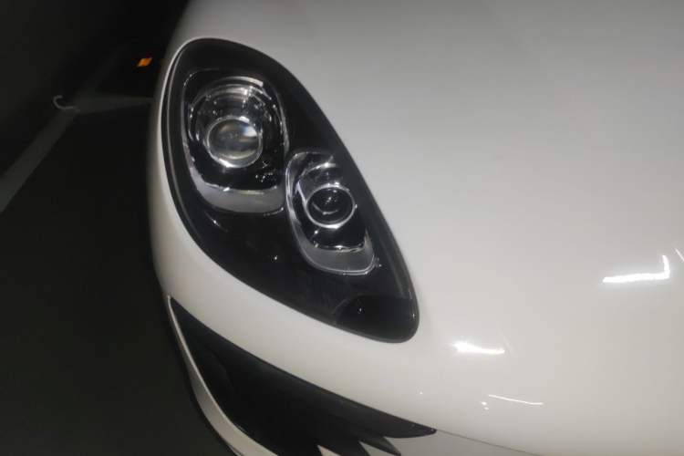 Used Porsche Macan 2017 Macan 2.0T Right Front Headlight