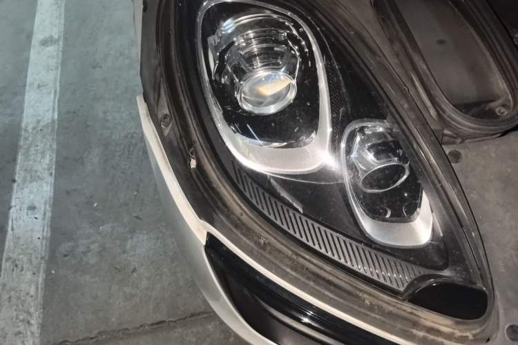Used Porsche Macan 2017 Macan 2.0T Right Front Headlight
