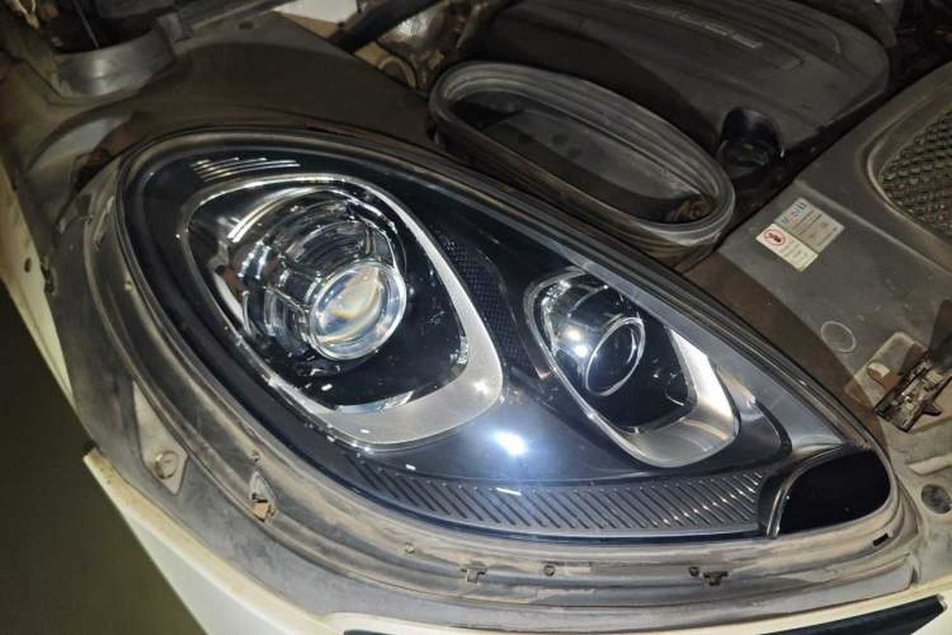 Used Porsche Macan 2017 Macan 2.0T Right Front Headlight