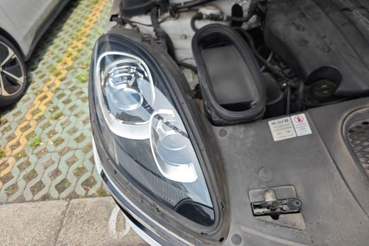 Used Porsche Macan 2017 Macan 2.0T Right Front Headlight