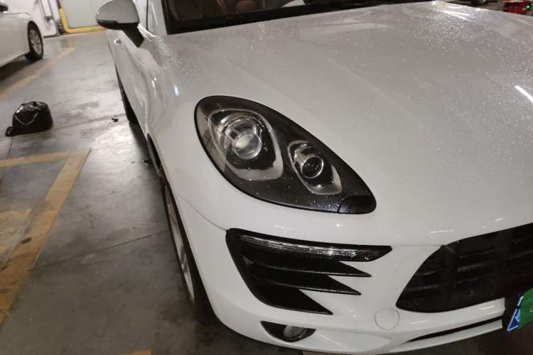 Used Porsche Macan 2017 Macan 2.0T Right Front Headlight