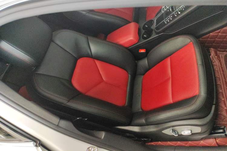 Used Porsche Macan 2017 Macan S 3.0T Right Front Seat