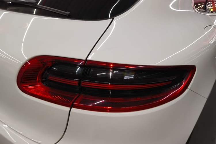 Used Porsche Macan 2017 Macan S 3.0T Right Rear Taillight
