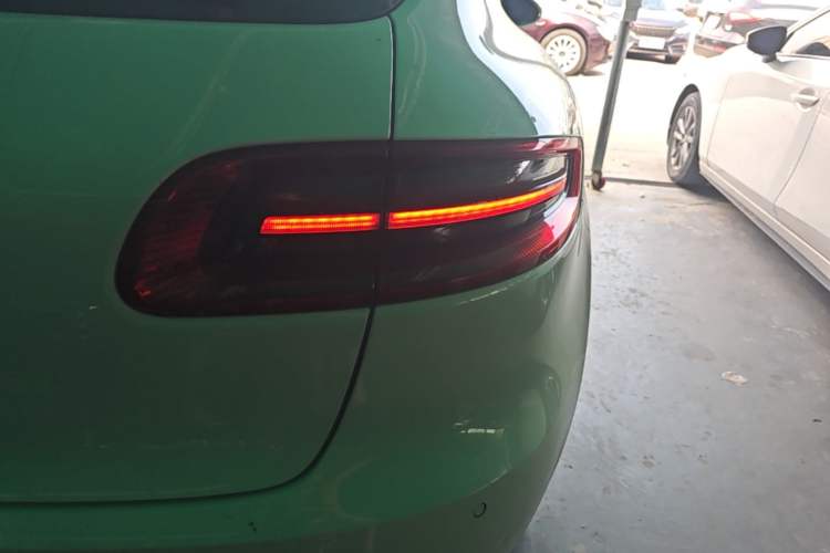 Used Porsche Macan 2017 Macan S 3.0T Right Rear Taillight