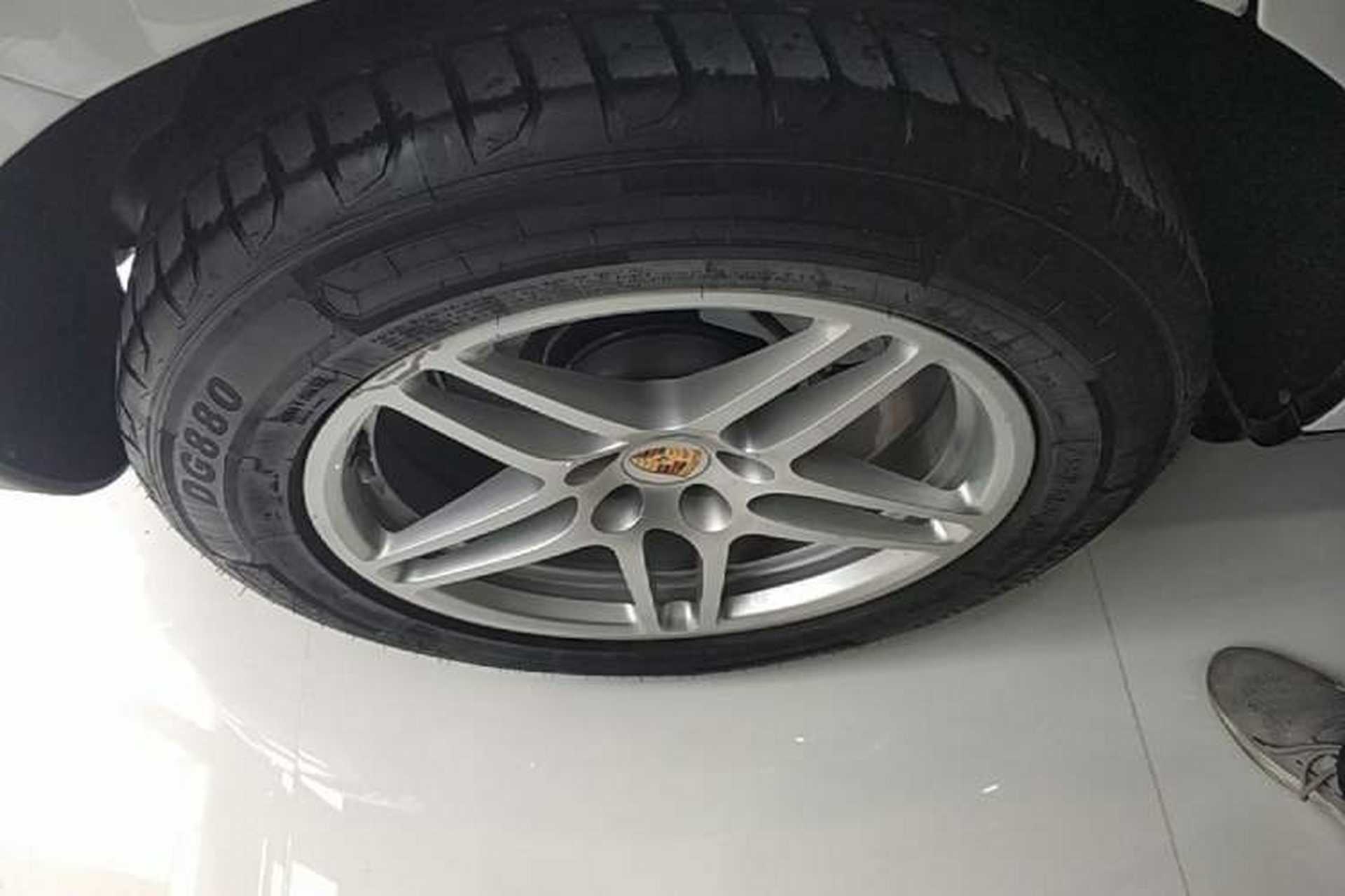 Used Porsche Macan 2017 Macan S 3.0T Right Rear Wheel Hub