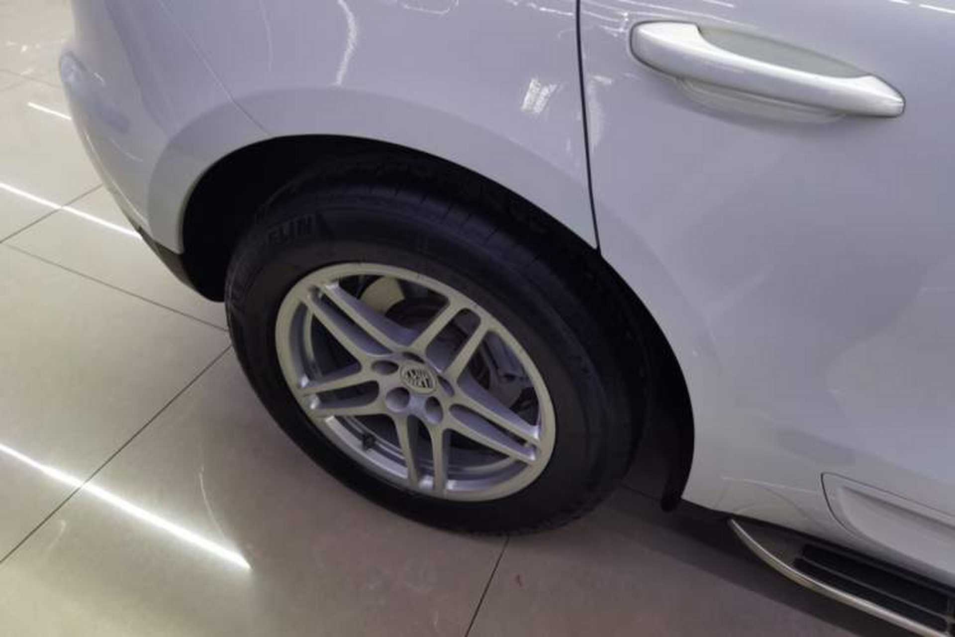 Used Porsche Macan 2017 Macan S 3.0T Right Rear Wheel Hub