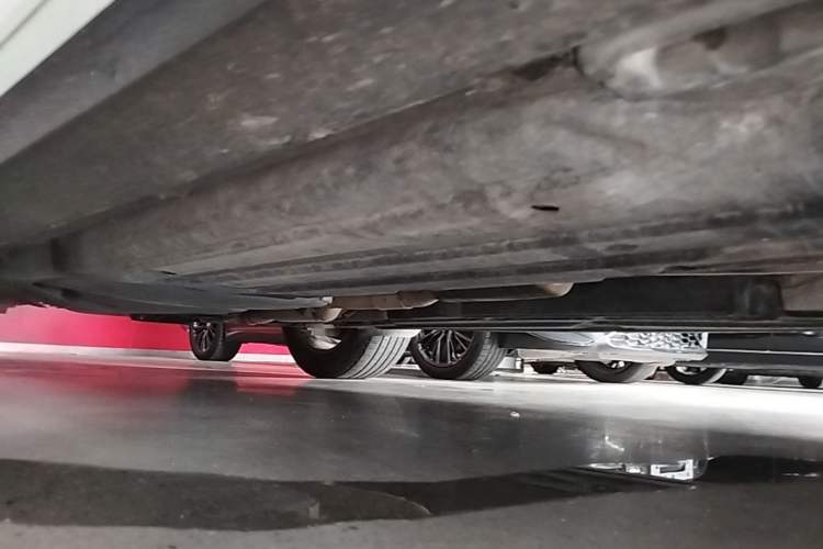 Used Porsche Macan 2017 Macan 2.0T Right Side Sill