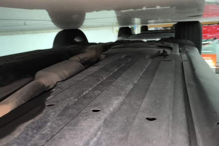 Used Porsche Macan 2017 Macan 2.0T Right Side Sill