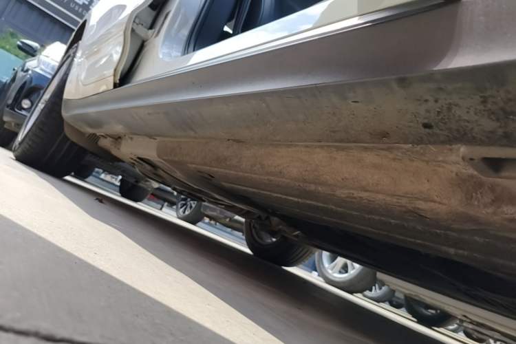 Used Porsche Macan 2017 Macan S 3.0T Right Side Sill