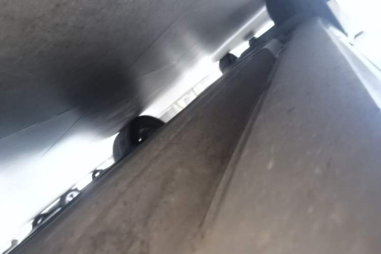 Used Porsche Macan 2017 Macan 2.0T Right Side Sill