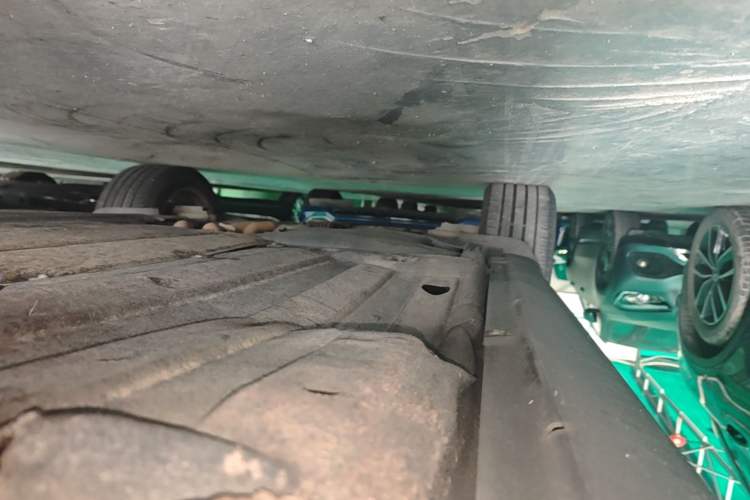 Used Porsche Macan 2017 Macan S 3.0T Right Side Sill