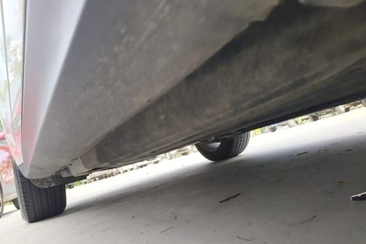 Used Porsche Macan 2017 Macan 2.0T Right Side Sill
