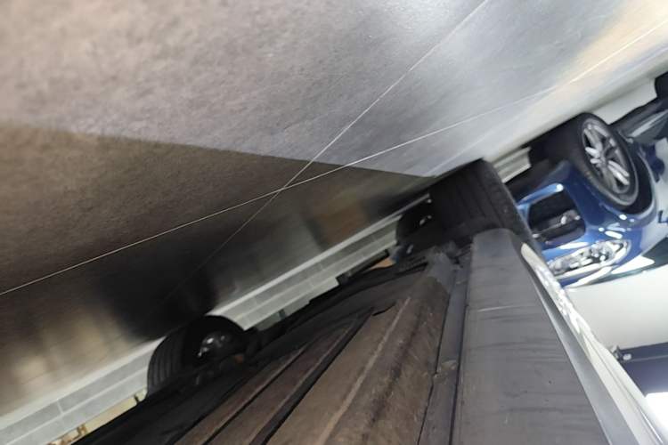 Used Porsche Macan 2017 Macan S 3.0T Right Side Sill
