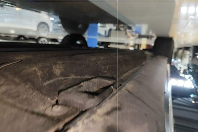 Used Porsche Macan 2017 Macan 2.0T Right Side Sill