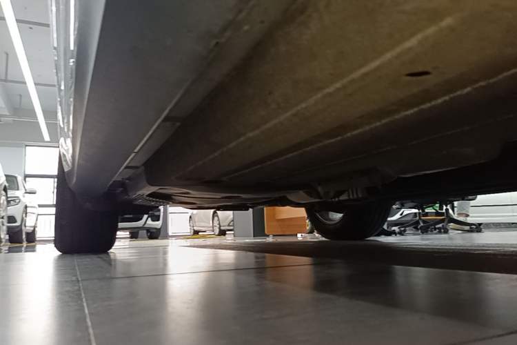 Used Porsche Macan 2017 Macan 2.0T Right Side Sill