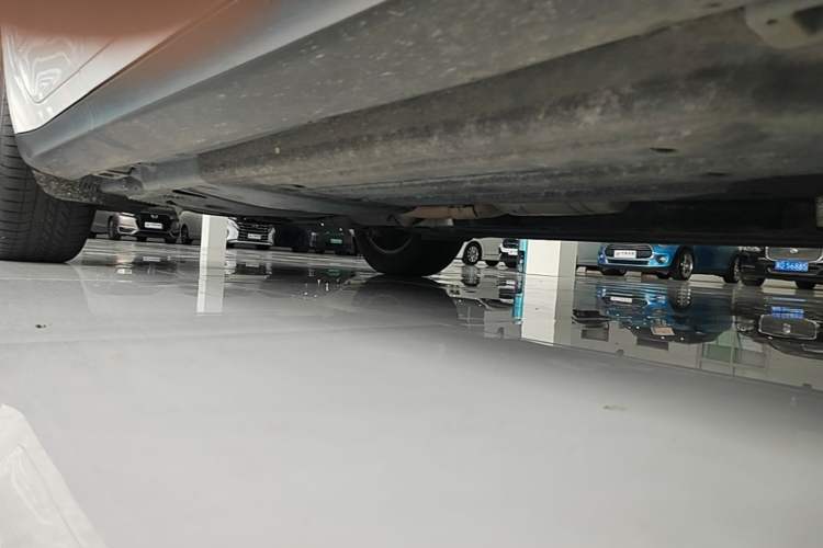 Used Porsche Macan 2017 Macan 2.0T Right Side Sill