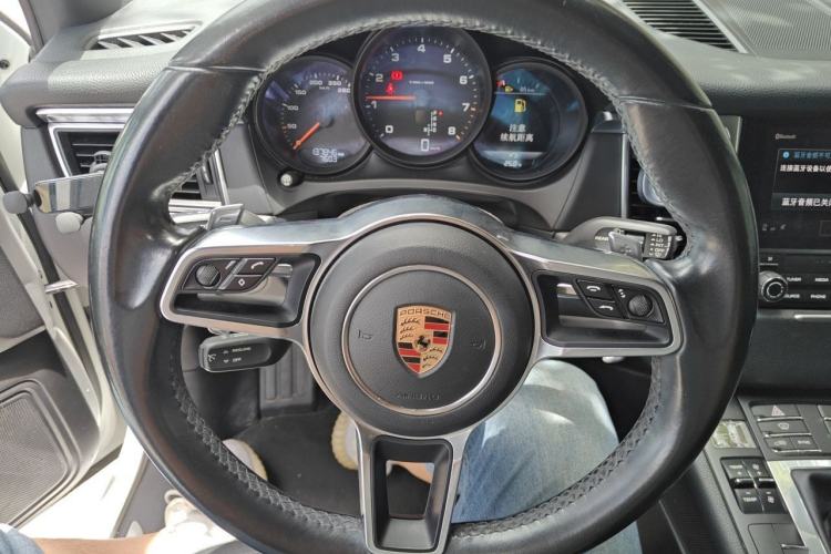 Used Porsche Macan 2017 Macan 2.0T Steering Wheel