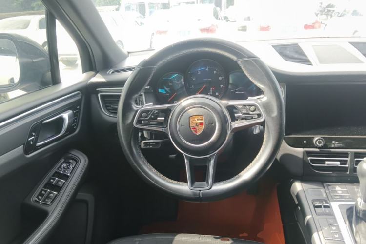 Used Porsche Macan 2017 Macan 2.0T Steering Wheel