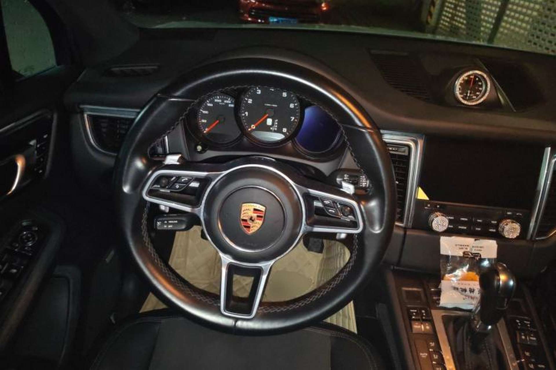 Used Porsche Macan 2017 Macan 2.0T Steering Wheel