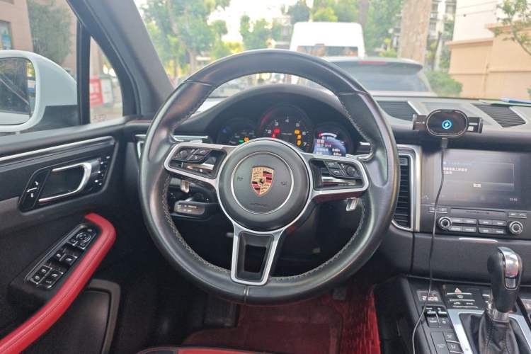 Used Porsche Macan 2017 Macan 2.0T Steering Wheel